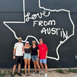 Meet your Posher, Dona